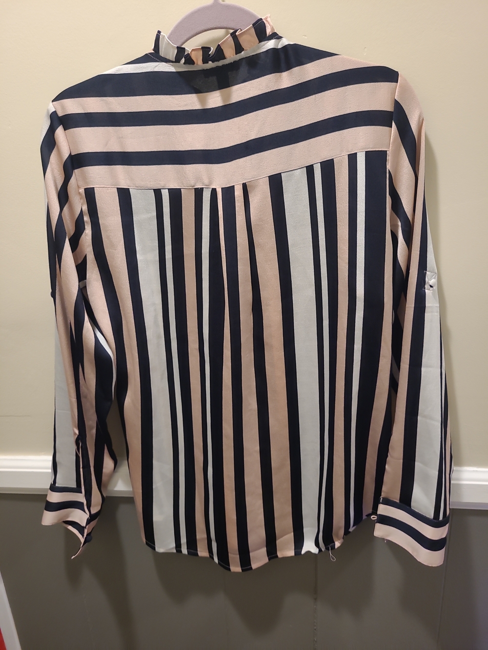 Express Womens Medium Pink/black Striped Button Up Blouse Long Sleeve - Picture 7 of 11